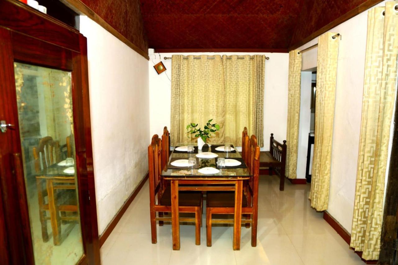 Valentine'S Rice Bowl Home Stay Alappuzha Bagian luar foto