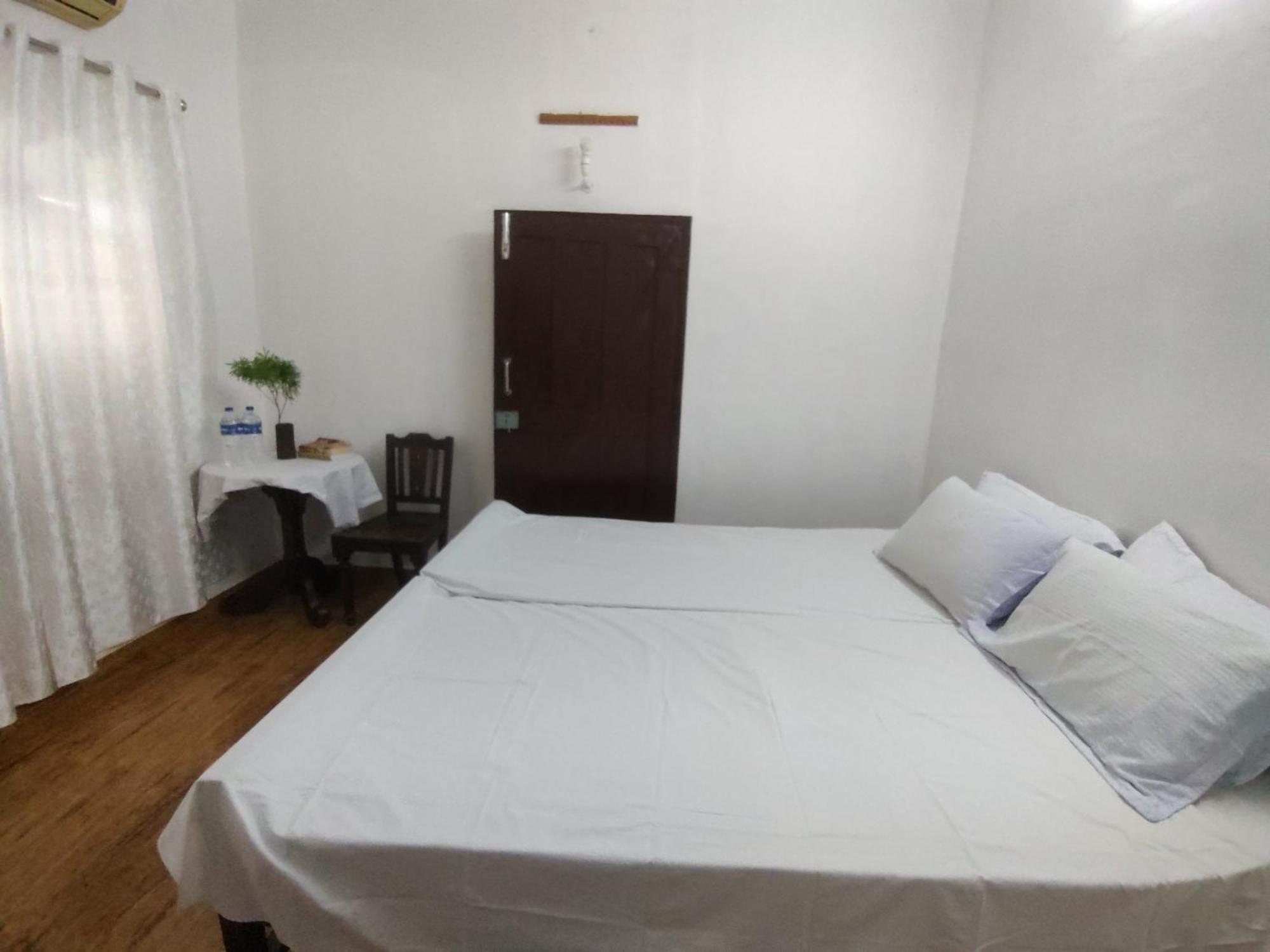 Valentine'S Rice Bowl Home Stay Alappuzha Bagian luar foto